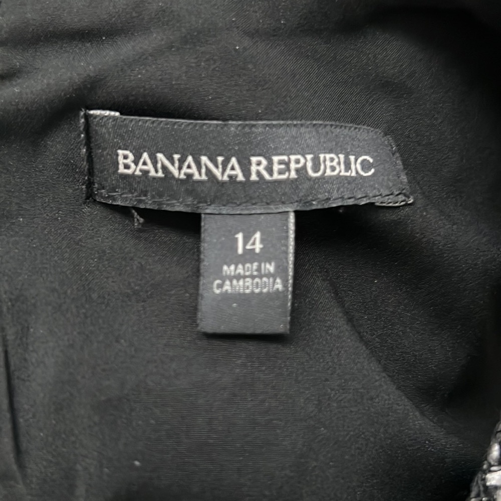 Banana Republic Sleeveless Dress - Picture 9 of 9